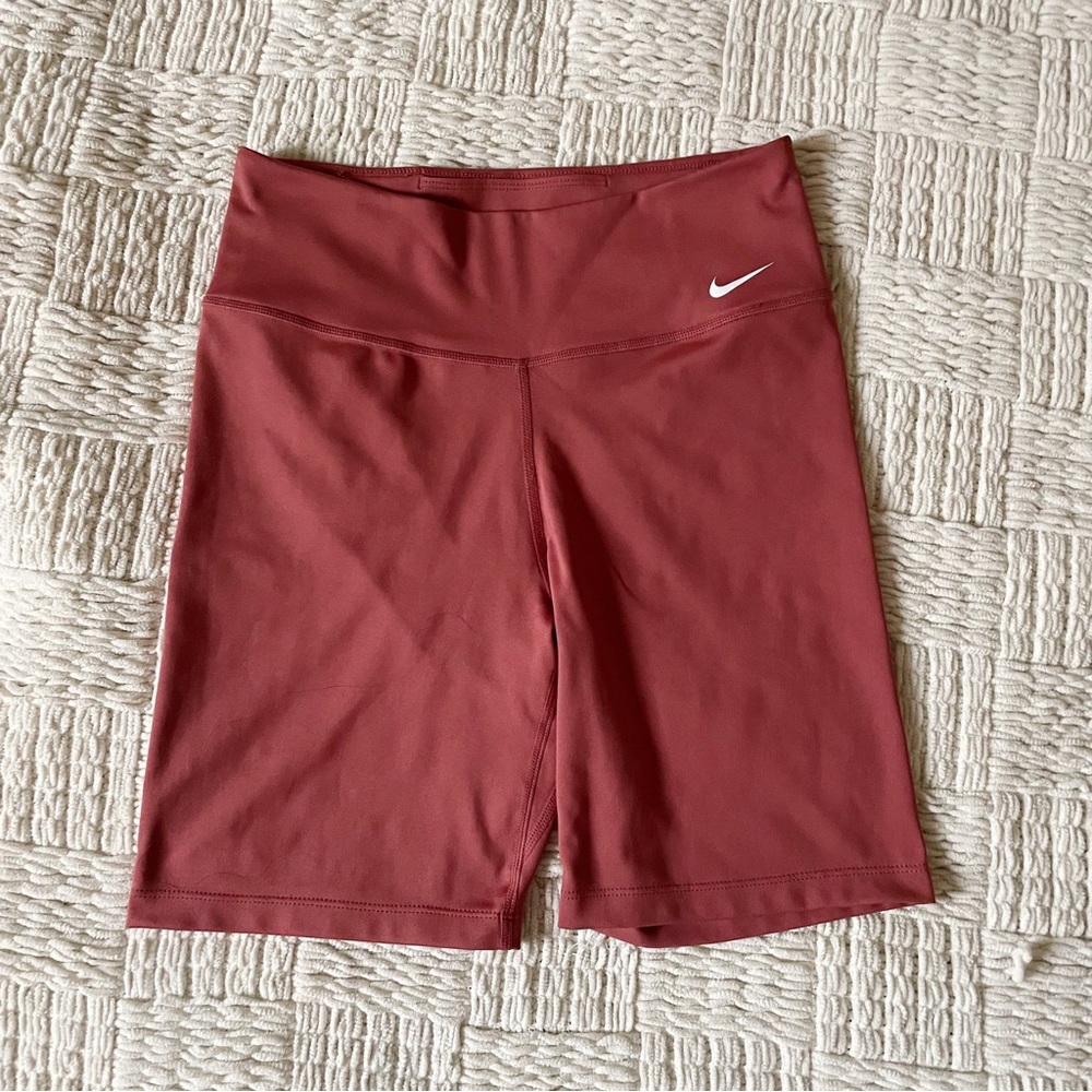 nike’s dry fit biker shorts in coral pink